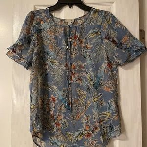 Blue Floral Ruffle short Sleeve V Neck Shirt SZ S